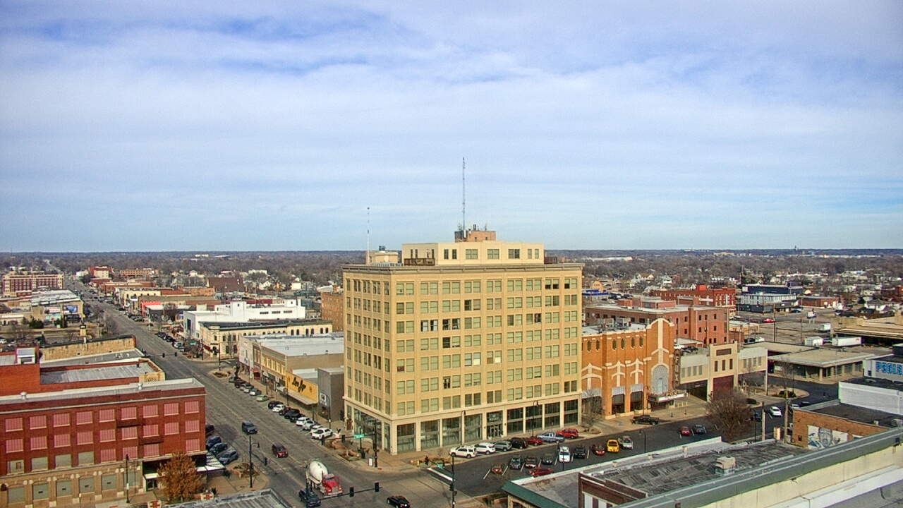 Thumbnail for current weather camera view from First National Bank-Hutchinson in Hutchinson, Kansas