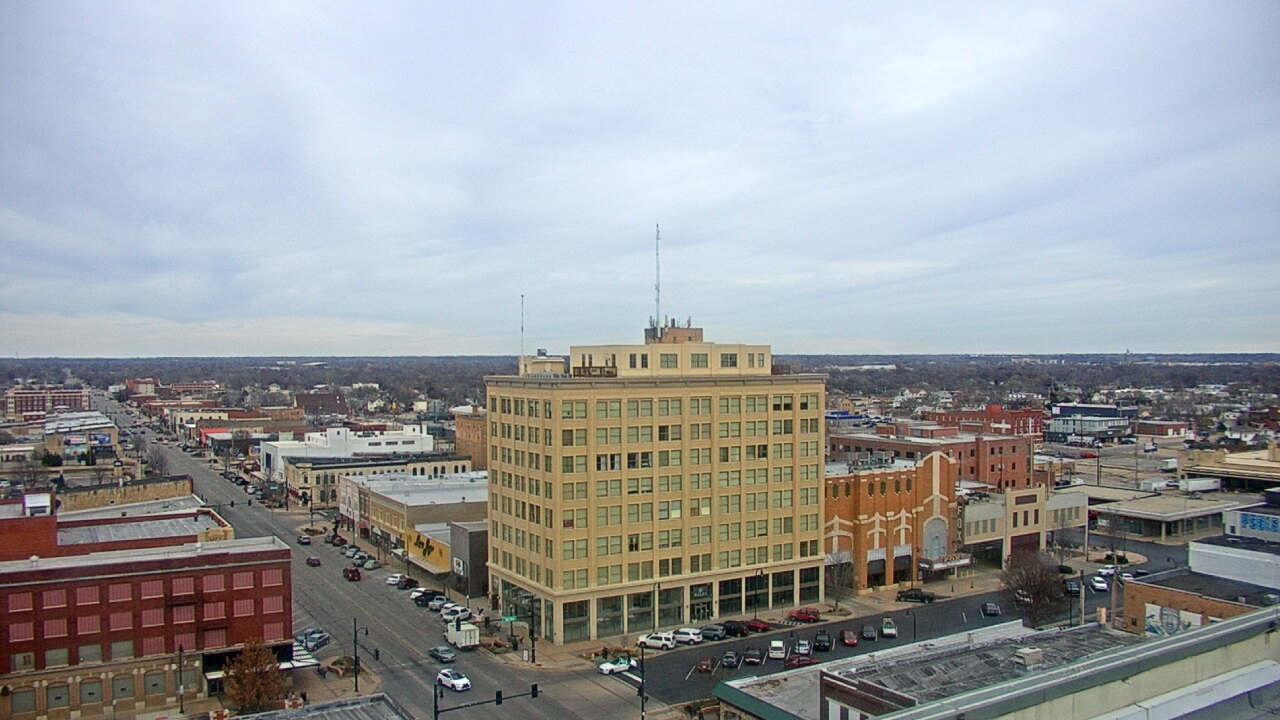 Thumbnail for current weather camera view from First National Bank-Hutchinson in Hutchinson, Kansas