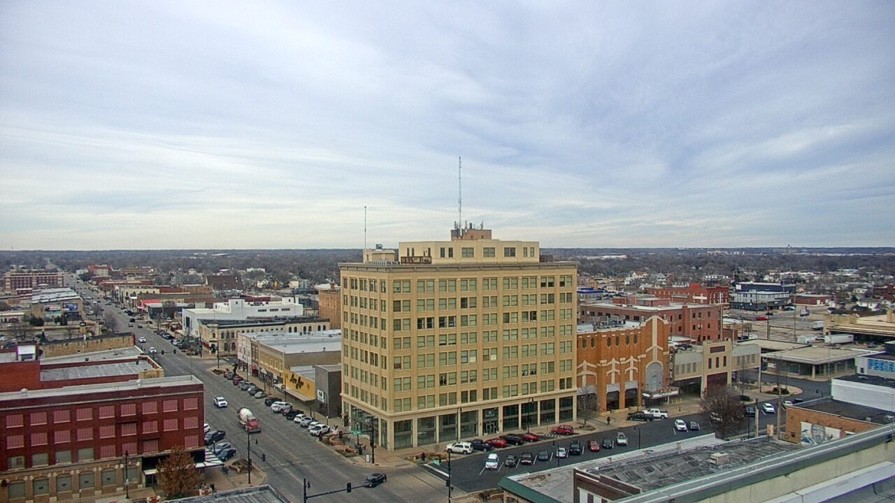 Thumbnail for current weather camera view from First National Bank-Hutchinson in Hutchinson, Kansas