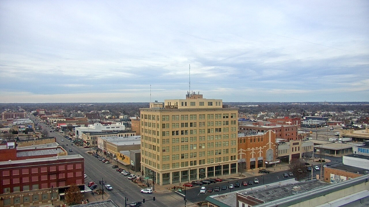 Thumbnail for current weather camera view from First National Bank-Hutchinson in Hutchinson, Kansas
