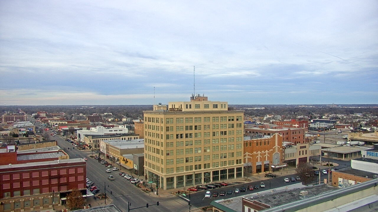 Thumbnail for current weather camera view from First National Bank-Hutchinson in Hutchinson, Kansas