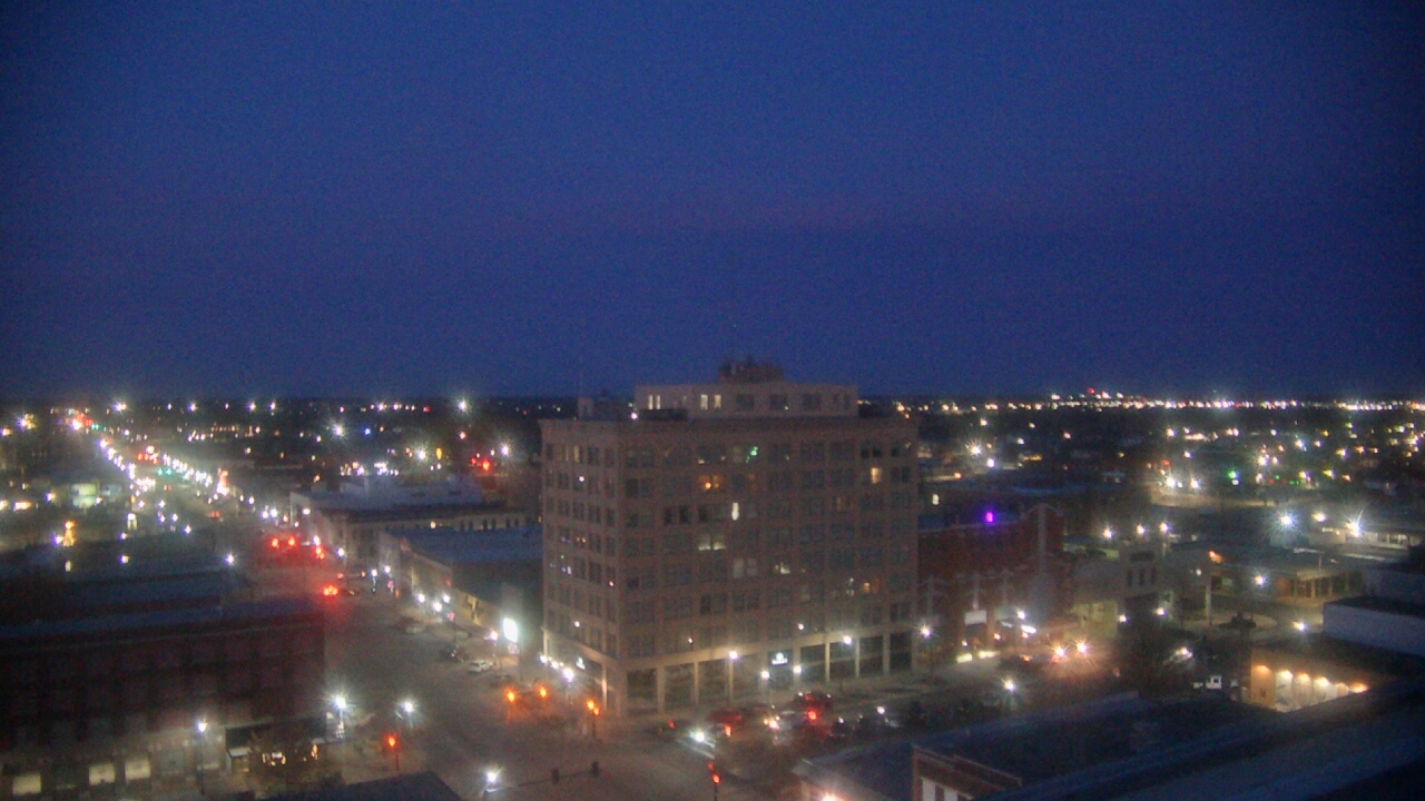 Thumbnail for current weather camera view from First National Bank-Hutchinson in Hutchinson, Kansas