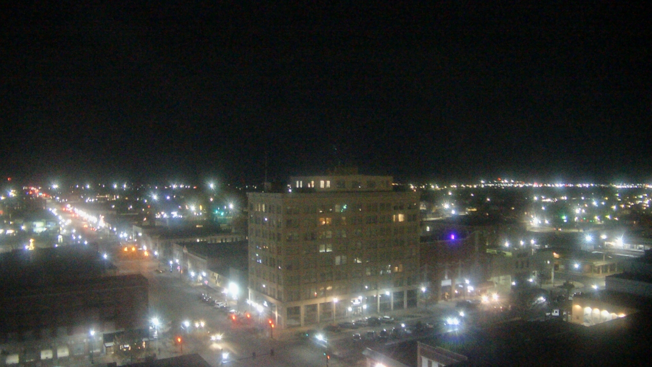 Thumbnail for current weather camera view from First National Bank-Hutchinson in Hutchinson, Kansas