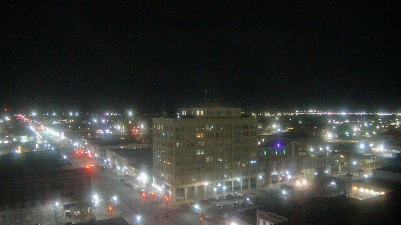 Thumbnail for current weather camera view from First National Bank-Hutchinson in Hutchinson, Kansas