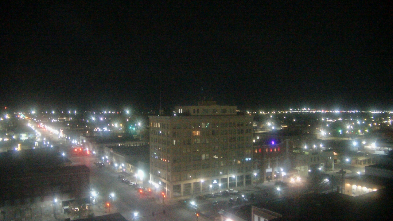 Thumbnail for current weather camera view from First National Bank-Hutchinson in Hutchinson, Kansas