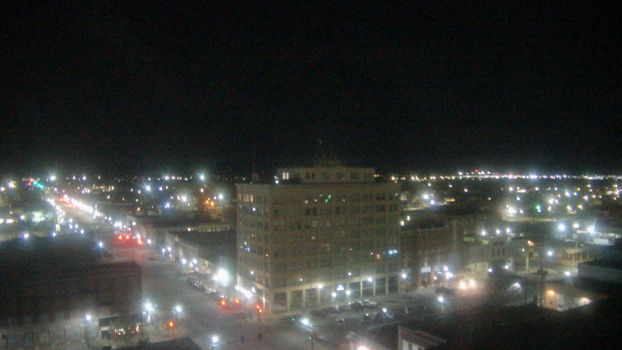 Thumbnail for current weather camera view from First National Bank-Hutchinson in Hutchinson, Kansas