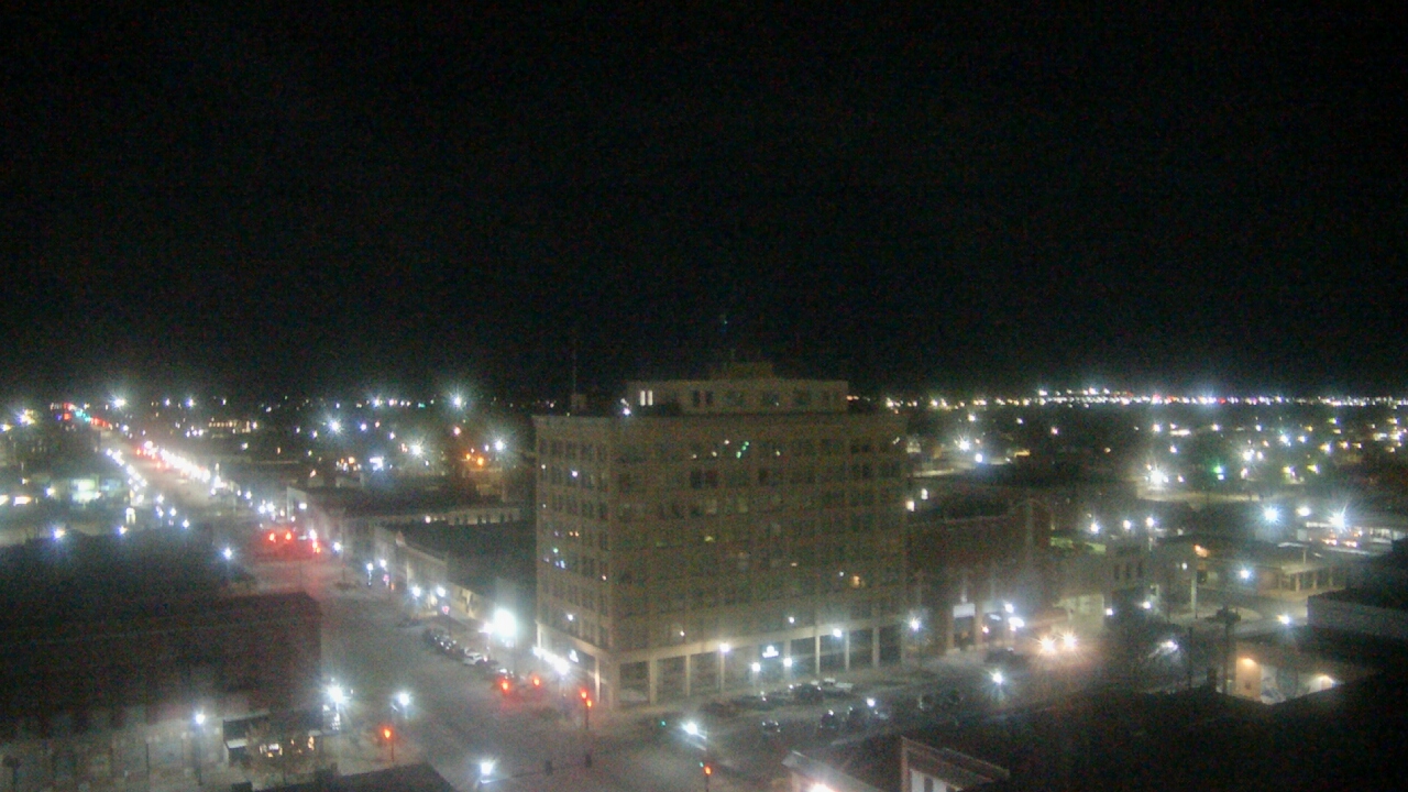 Thumbnail for current weather camera view from First National Bank-Hutchinson in Hutchinson, Kansas