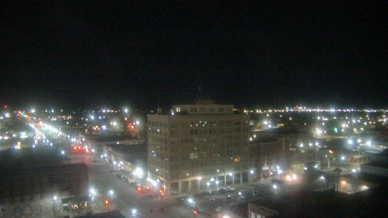 Thumbnail for current weather camera view from First National Bank-Hutchinson in Hutchinson, Kansas