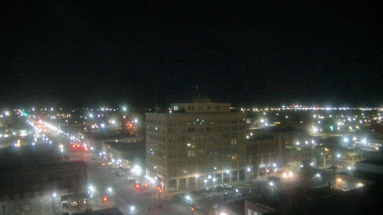 Thumbnail for current weather camera view from First National Bank-Hutchinson in Hutchinson, Kansas