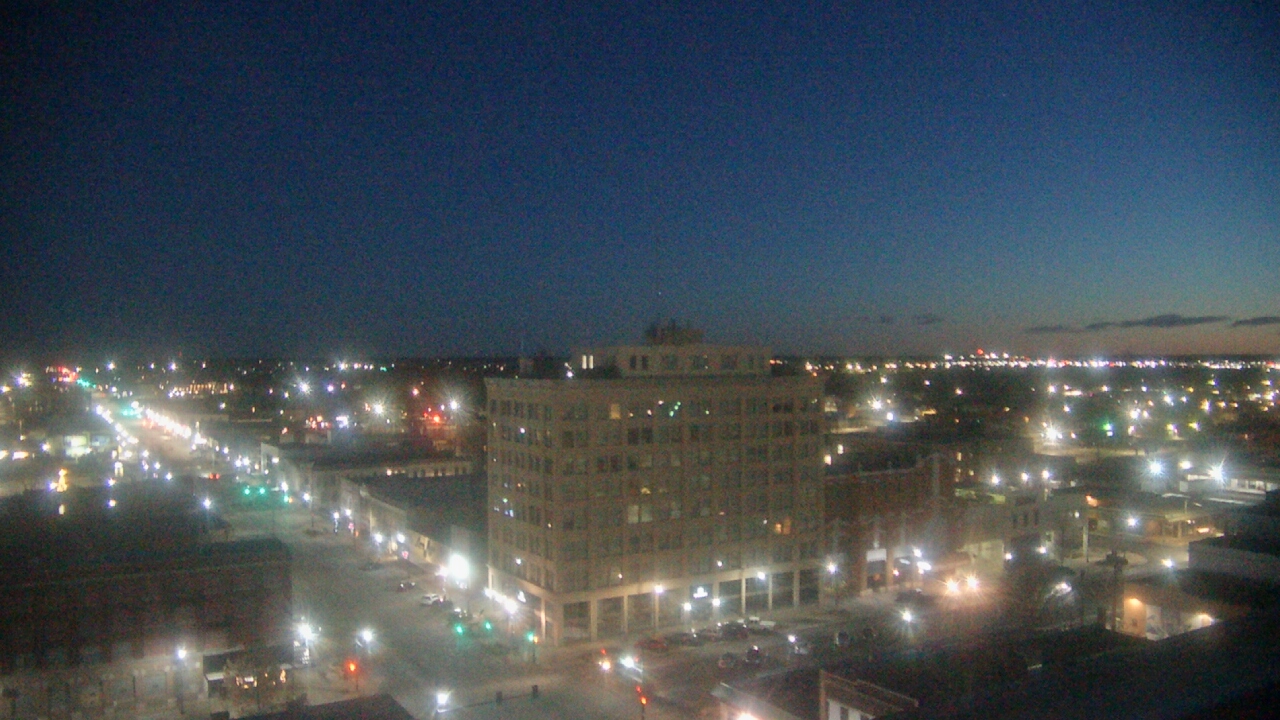 Thumbnail for current weather camera view from First National Bank-Hutchinson in Hutchinson, Kansas