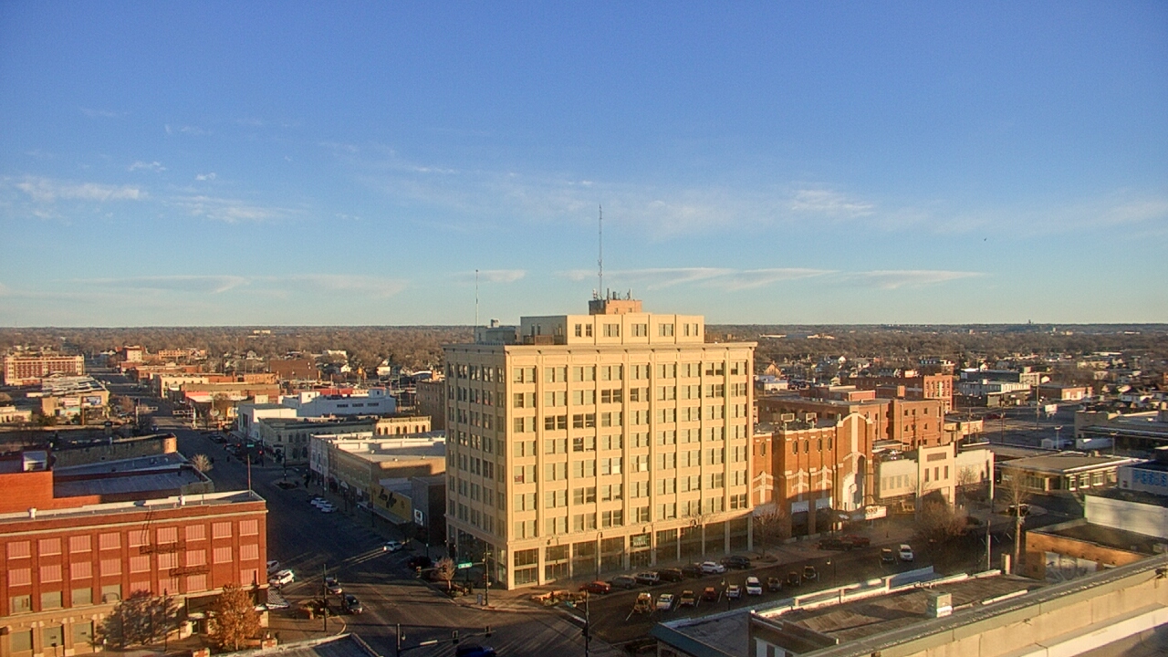 Thumbnail for current weather camera view from First National Bank-Hutchinson in Hutchinson, Kansas
