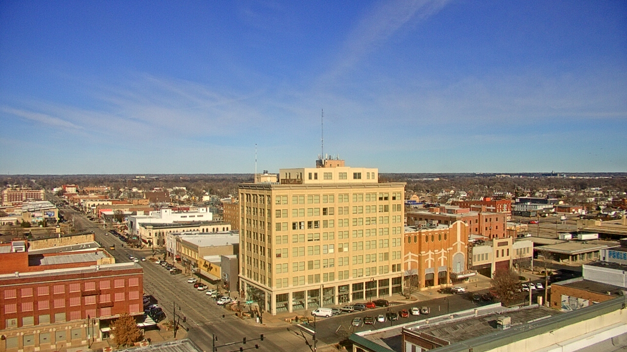 Thumbnail for current weather camera view from First National Bank-Hutchinson in Hutchinson, Kansas
