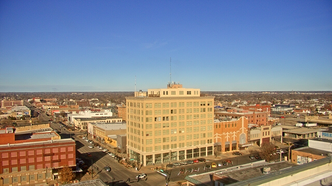 Thumbnail for current weather camera view from First National Bank-Hutchinson in Hutchinson, Kansas