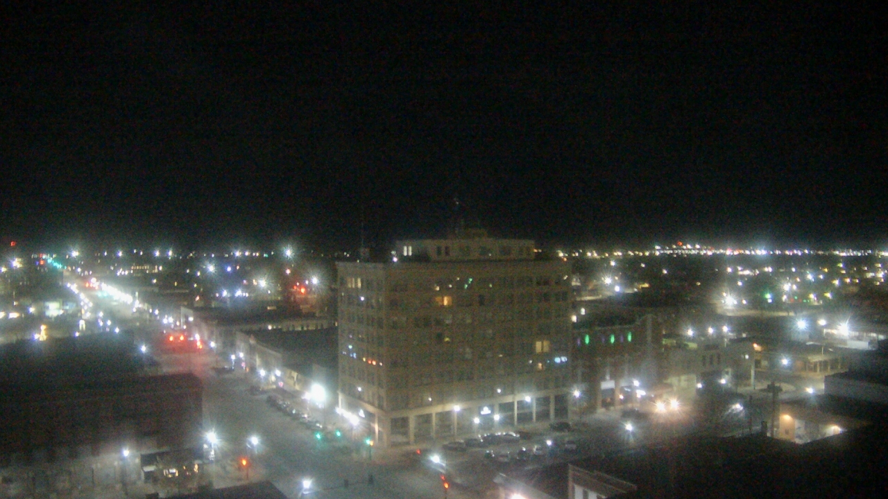 Thumbnail for current weather camera view from First National Bank-Hutchinson in Hutchinson, Kansas