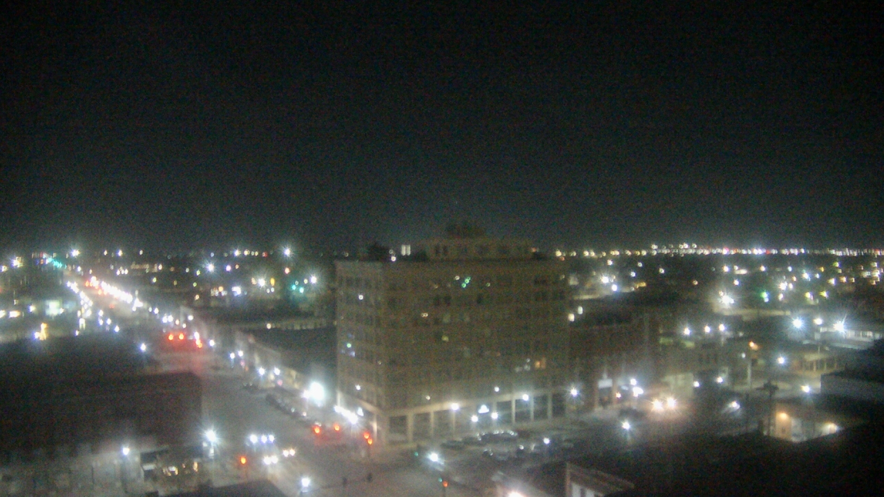 Thumbnail for current weather camera view from First National Bank-Hutchinson in Hutchinson, Kansas