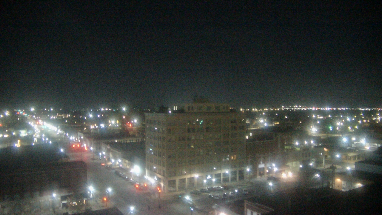 Thumbnail for current weather camera view from First National Bank-Hutchinson in Hutchinson, Kansas