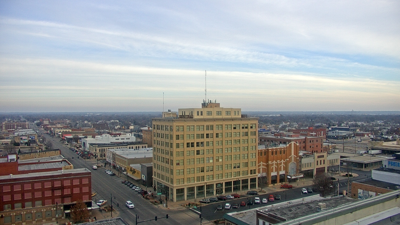 Thumbnail for current weather camera view from First National Bank-Hutchinson in Hutchinson, Kansas