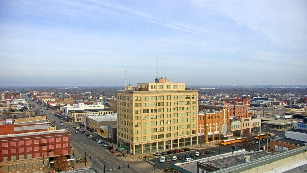 Thumbnail for current weather camera view from First National Bank-Hutchinson in Hutchinson, Kansas
