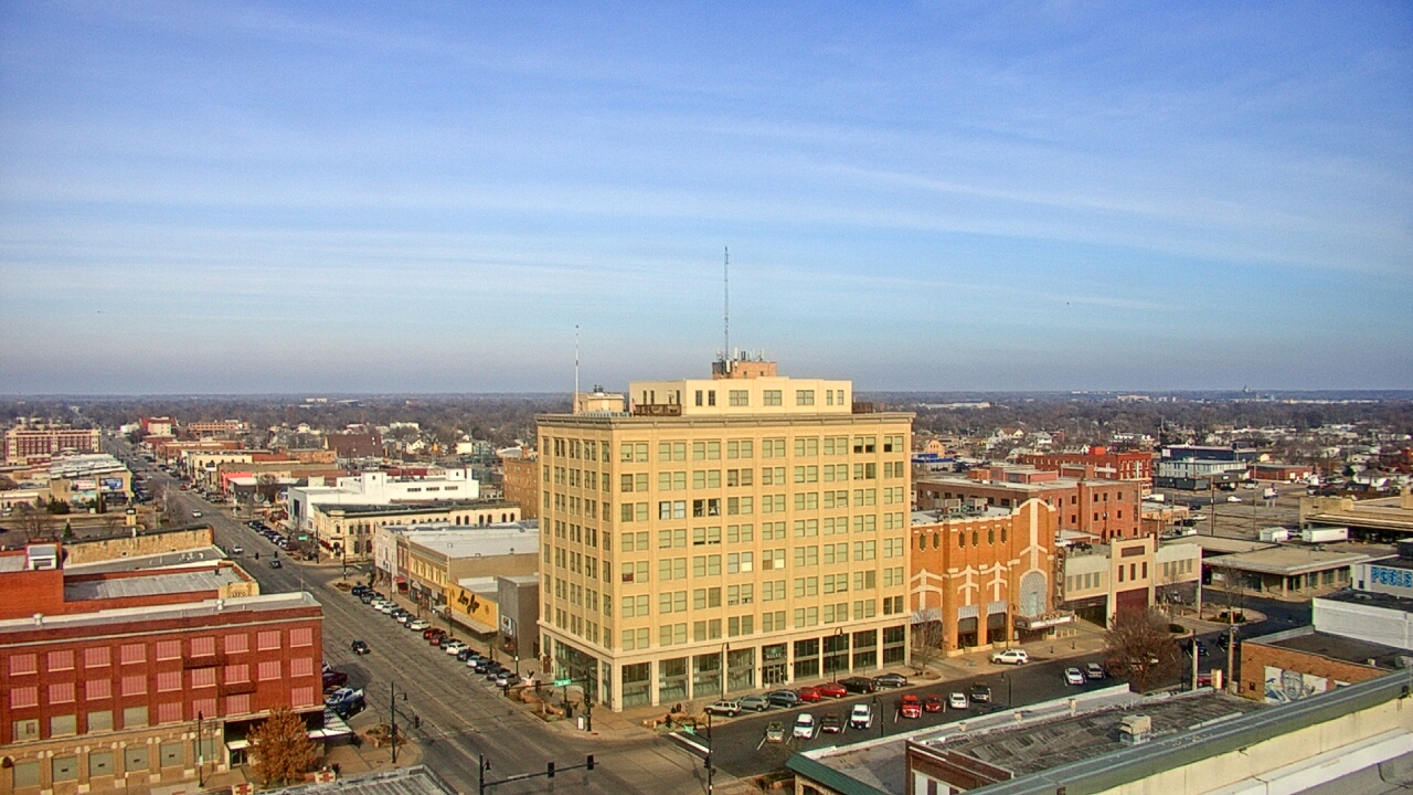 Thumbnail for current weather camera view from First National Bank-Hutchinson in Hutchinson, Kansas