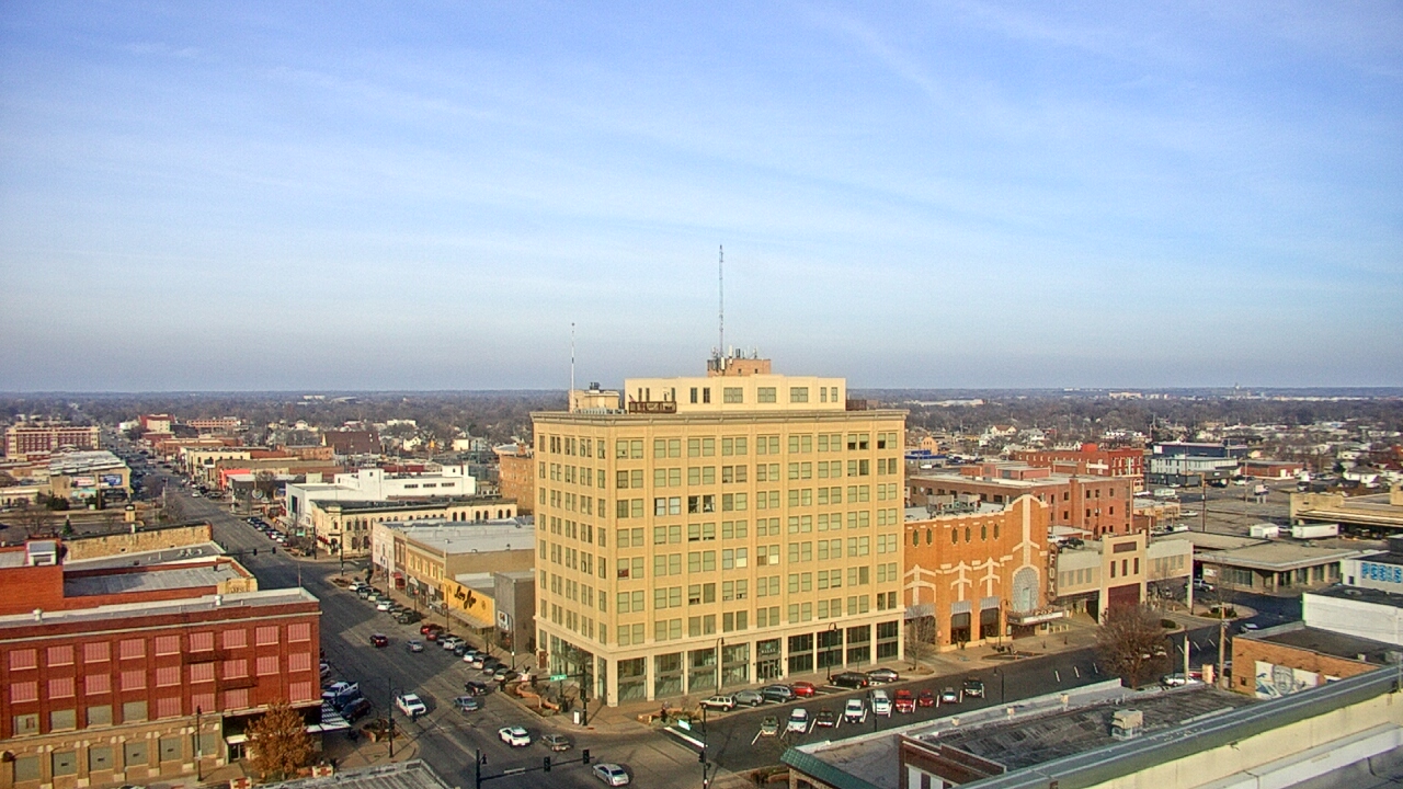 Thumbnail for current weather camera view from First National Bank-Hutchinson in Hutchinson, Kansas