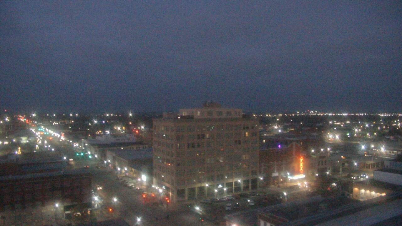 Thumbnail for current weather camera view from First National Bank-Hutchinson in Hutchinson, Kansas