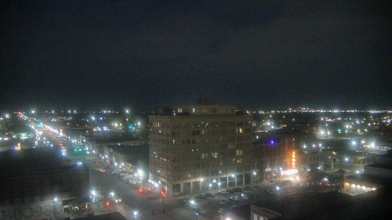 Thumbnail for current weather camera view from First National Bank-Hutchinson in Hutchinson, Kansas