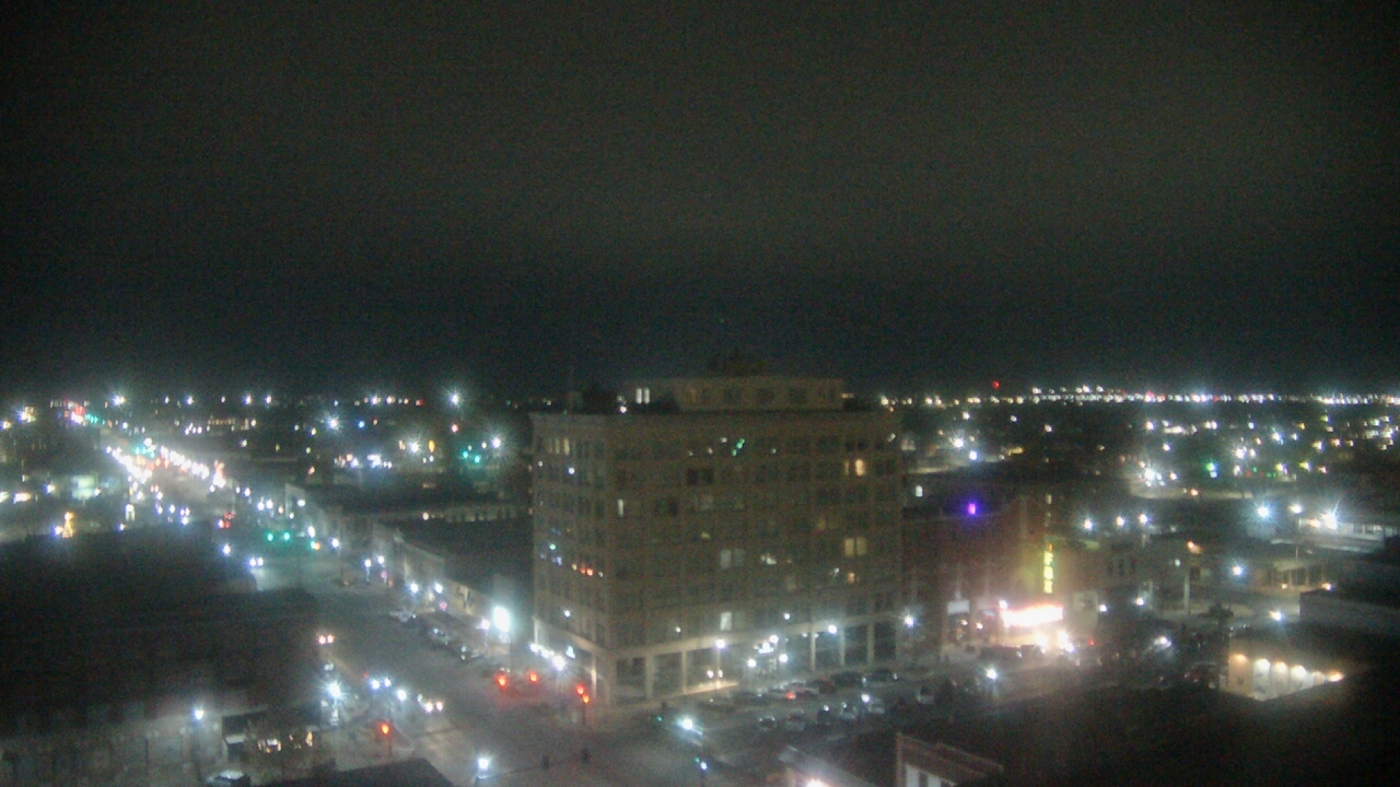 Thumbnail for current weather camera view from First National Bank-Hutchinson in Hutchinson, Kansas