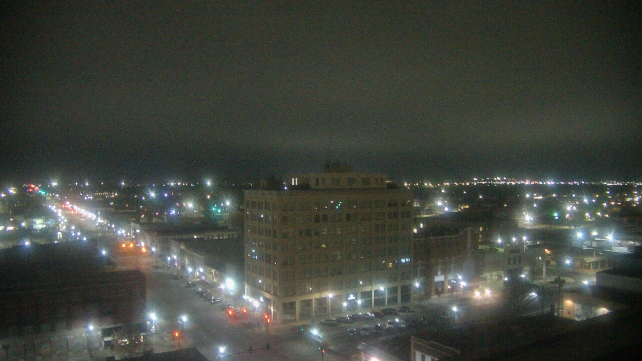 Thumbnail for current weather camera view from First National Bank-Hutchinson in Hutchinson, Kansas