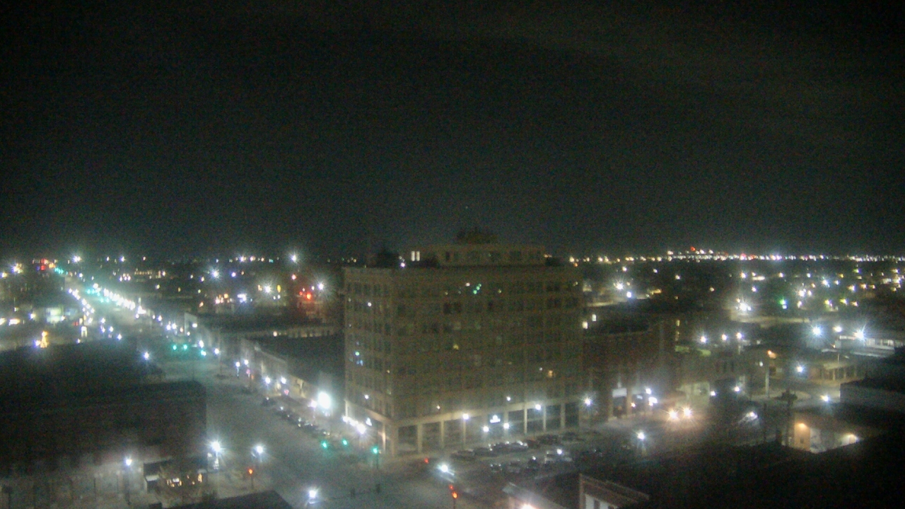 Thumbnail for current weather camera view from First National Bank-Hutchinson in Hutchinson, Kansas