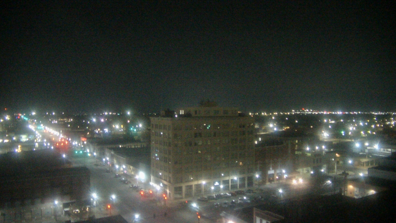 Thumbnail for current weather camera view from First National Bank-Hutchinson in Hutchinson, Kansas