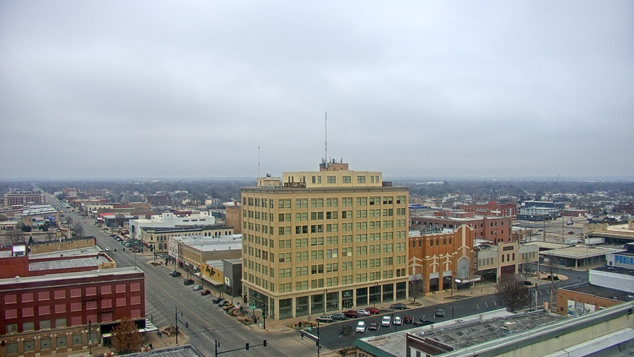 Thumbnail for current weather camera view from First National Bank-Hutchinson in Hutchinson, Kansas