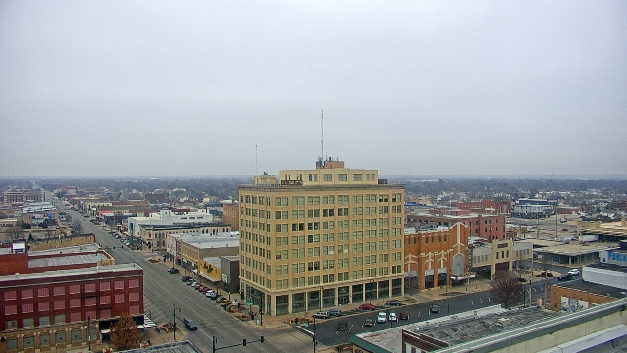 Thumbnail for current weather camera view from First National Bank-Hutchinson in Hutchinson, Kansas