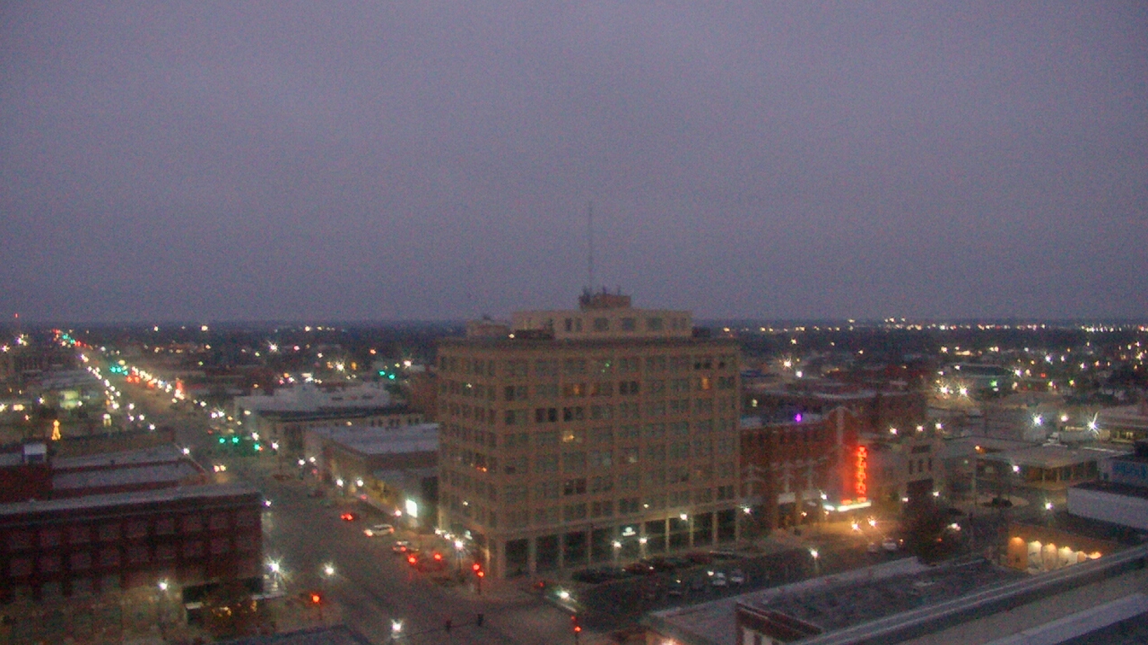 Thumbnail for current weather camera view from First National Bank-Hutchinson in Hutchinson, Kansas