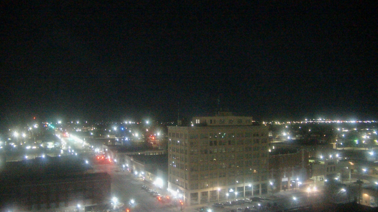 Thumbnail for current weather camera view from First National Bank-Hutchinson in Hutchinson, Kansas