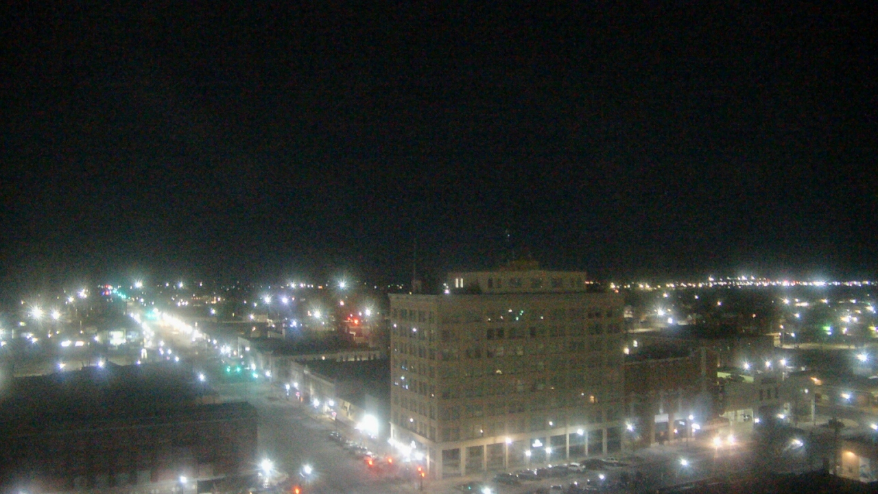Thumbnail for current weather camera view from First National Bank-Hutchinson in Hutchinson, Kansas