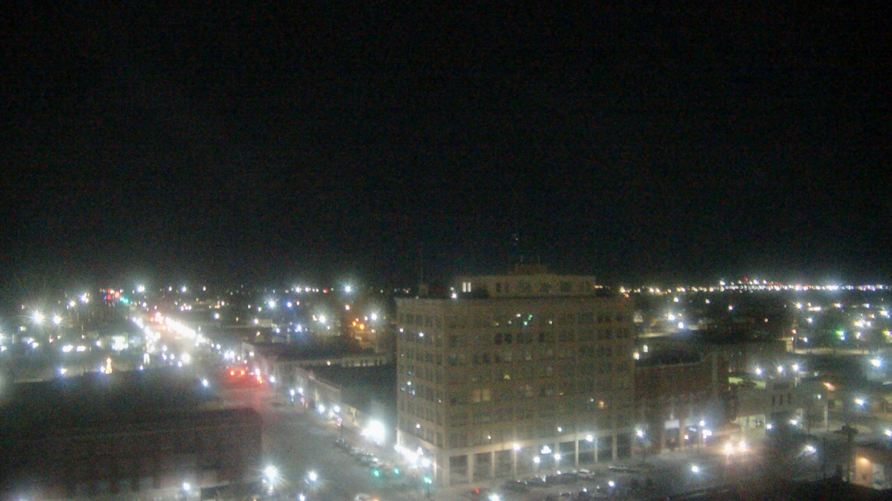 Thumbnail for current weather camera view from First National Bank-Hutchinson in Hutchinson, Kansas