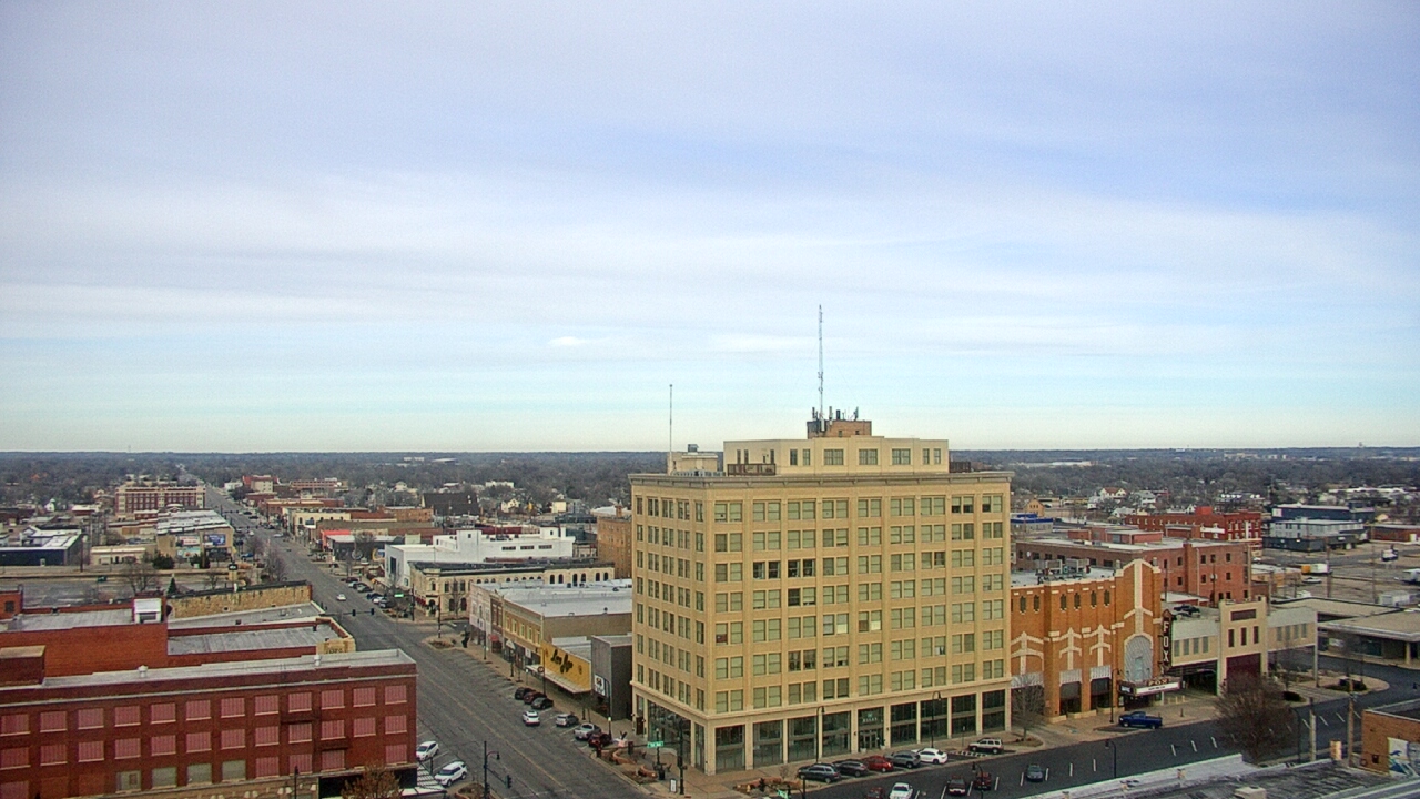 Thumbnail for current weather camera view from First National Bank-Hutchinson in Hutchinson, Kansas