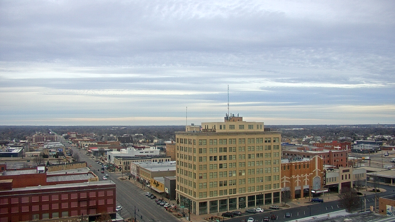 Thumbnail for current weather camera view from First National Bank-Hutchinson in Hutchinson, Kansas