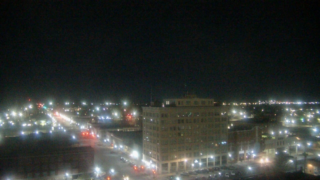 Thumbnail for current weather camera view from First National Bank-Hutchinson in Hutchinson, Kansas