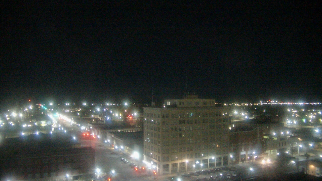 Thumbnail for current weather camera view from First National Bank-Hutchinson in Hutchinson, Kansas