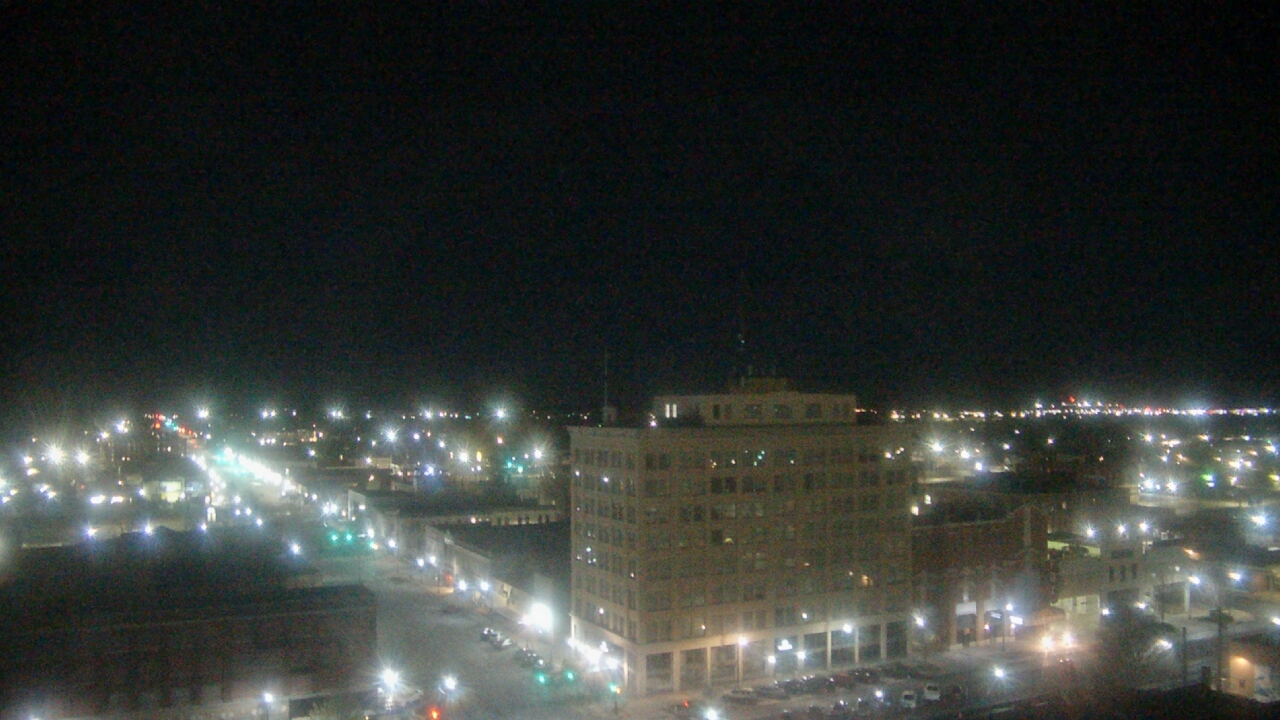 Thumbnail for current weather camera view from First National Bank-Hutchinson in Hutchinson, Kansas