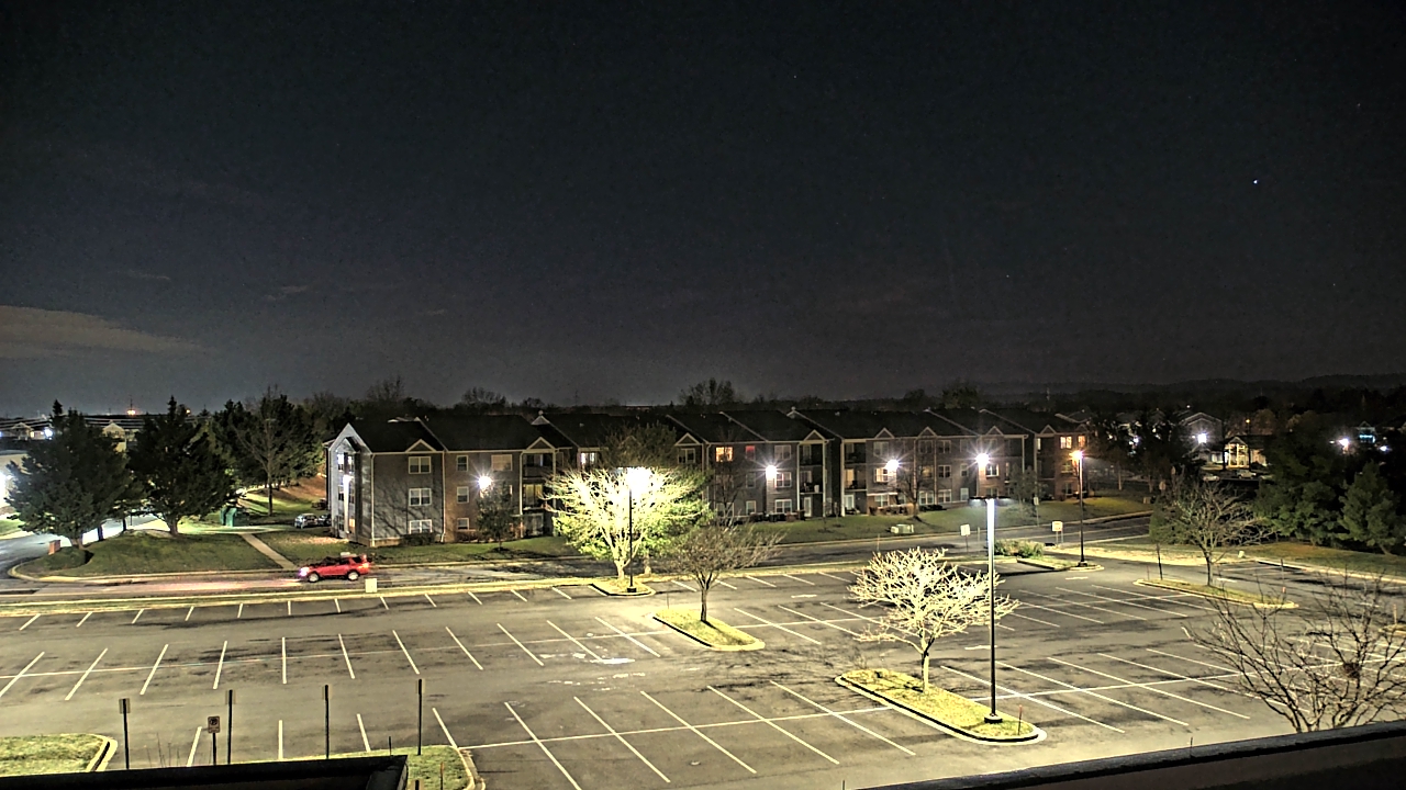 Thumbnail for current weather camera view from Crestwood MS in Ballenger Creek, Maryland