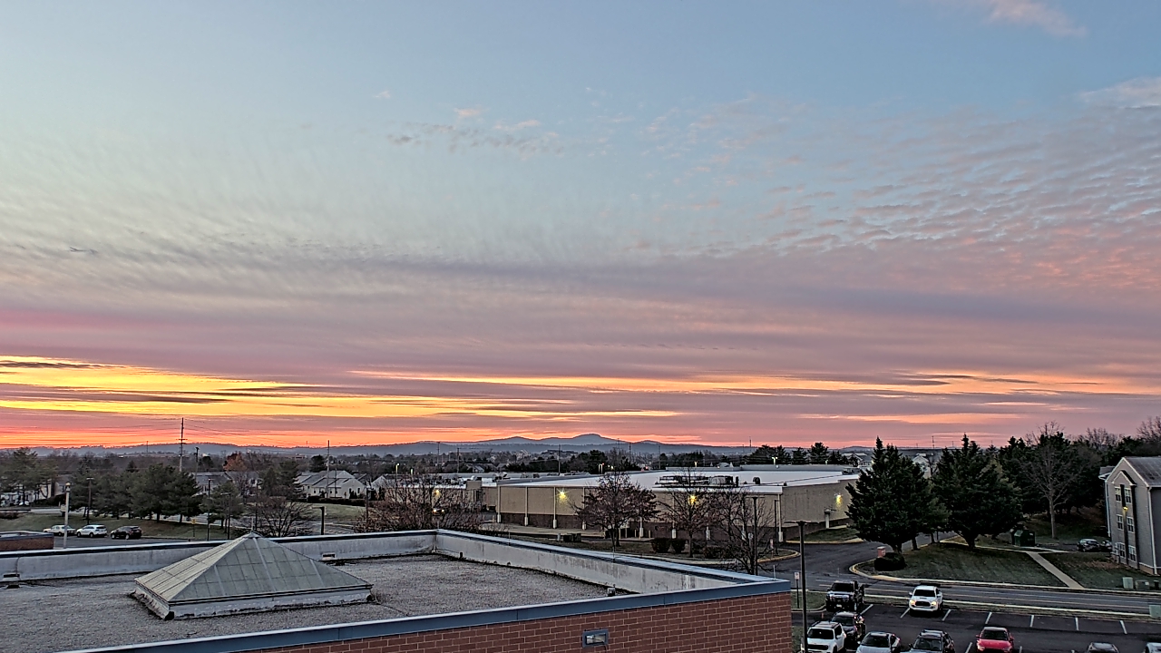 Thumbnail for current weather camera view from Crestwood MS in Ballenger Creek, Maryland