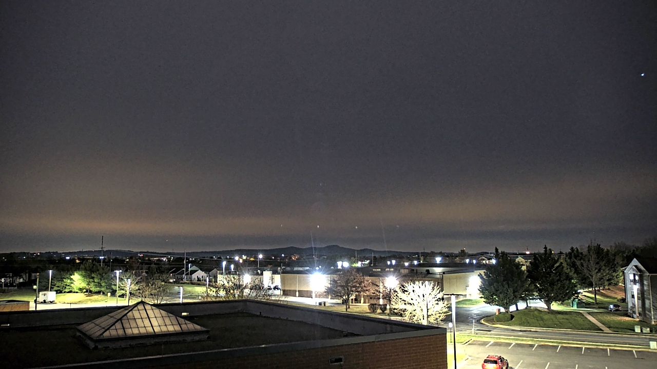 Thumbnail for current weather camera view from Crestwood MS in Ballenger Creek, Maryland