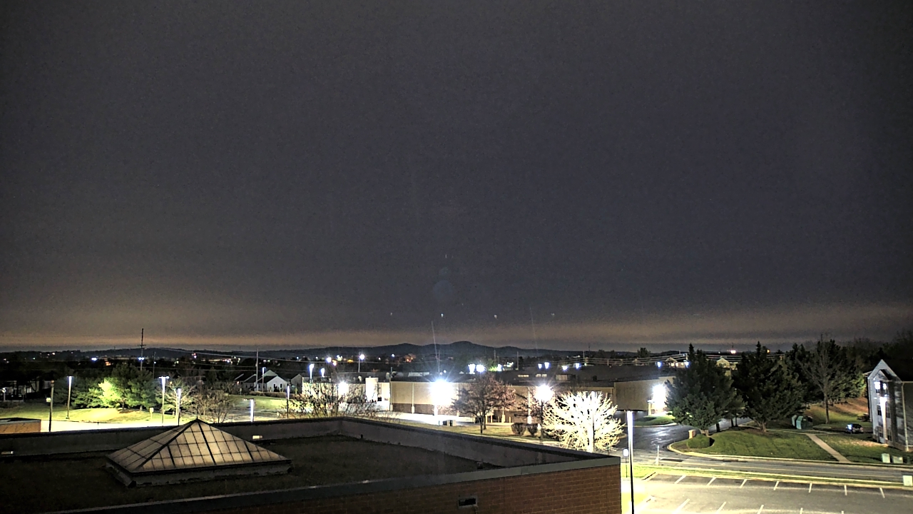 Thumbnail for current weather camera view from Crestwood MS in Ballenger Creek, Maryland