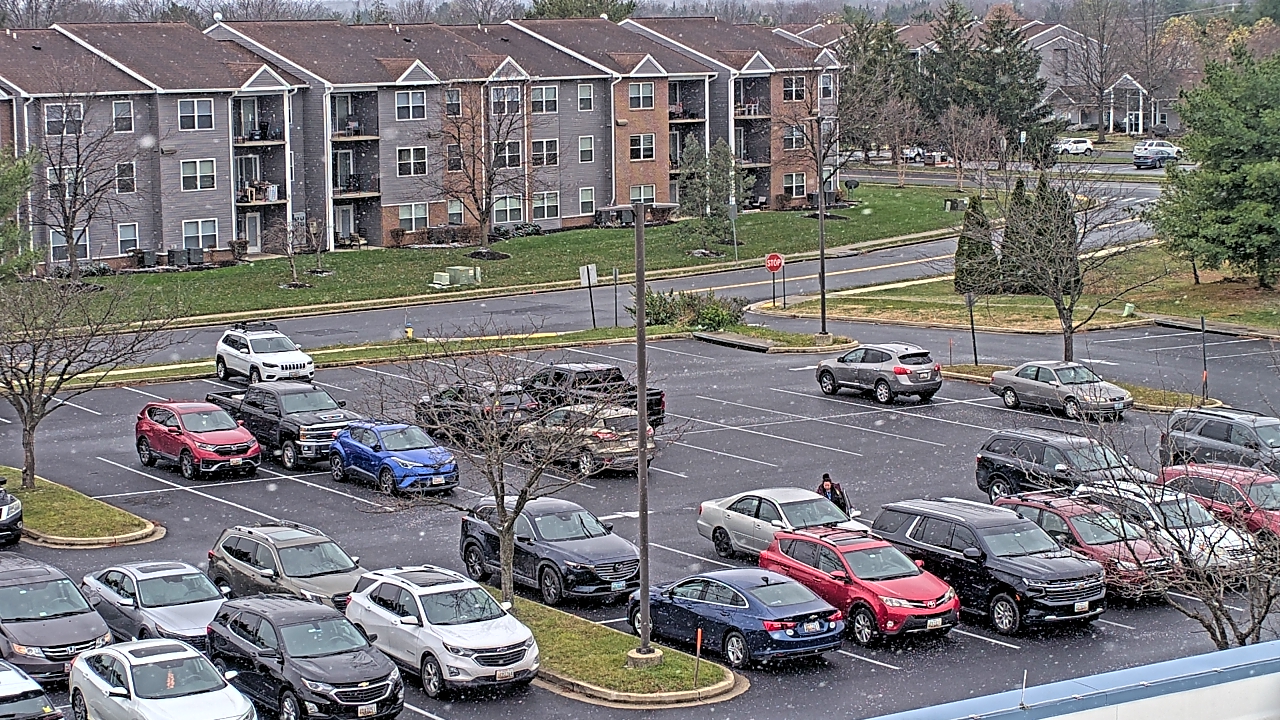 Thumbnail for current weather camera view from Crestwood MS in Ballenger Creek, Maryland