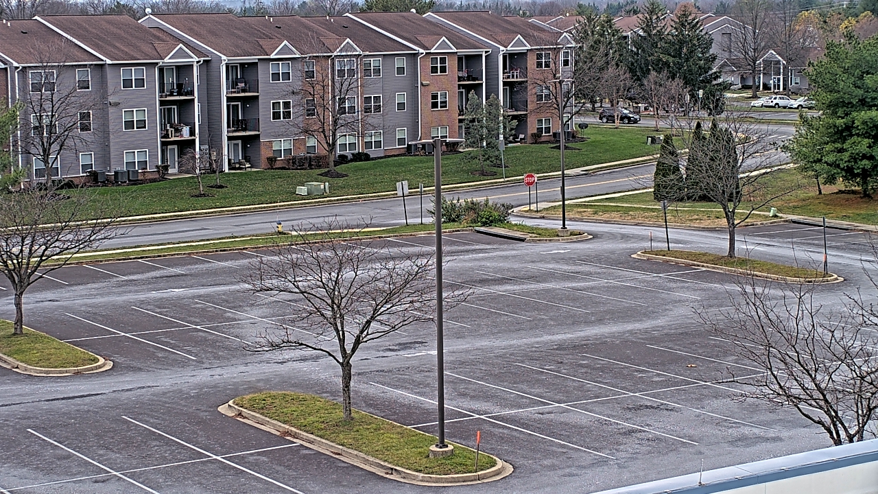 Thumbnail for current weather camera view from Crestwood MS in Ballenger Creek, Maryland