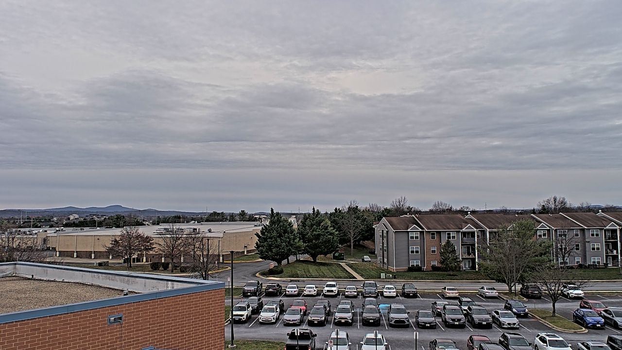 Thumbnail for current weather camera view from Crestwood MS in Ballenger Creek, Maryland