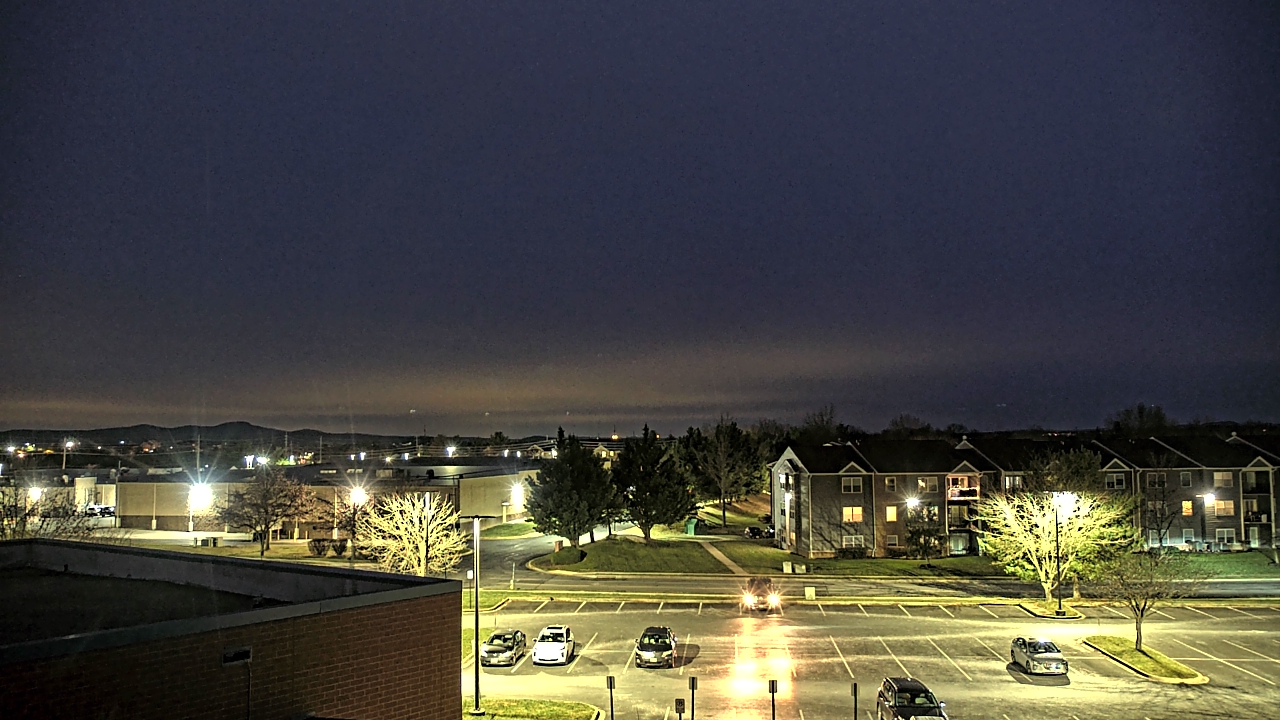 Thumbnail for current weather camera view from Crestwood MS in Ballenger Creek, Maryland