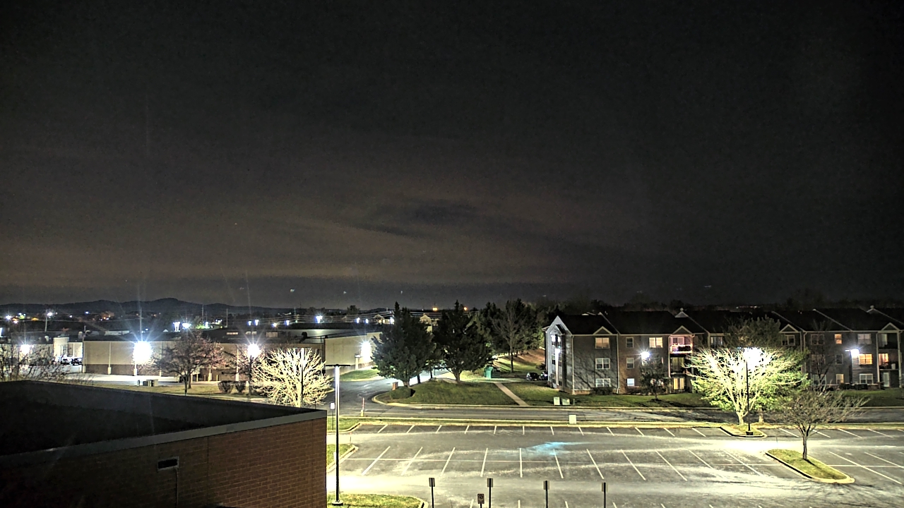 Thumbnail for current weather camera view from Crestwood MS in Ballenger Creek, Maryland